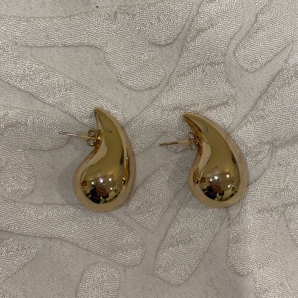 Gold Drop Earring